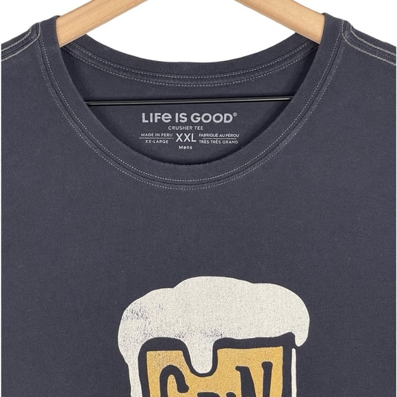 Life is Good Crusher Tee Mens XXL 2XL Grin and Beer It Graphic T Shirt Alcohol - Picture 2 of 8